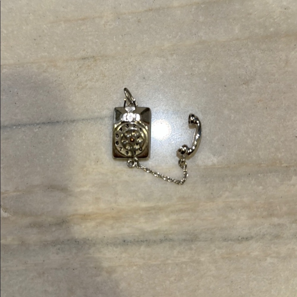 Sterling silver pendant